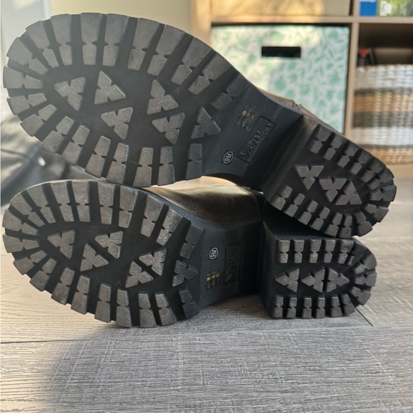 Dirty Laundry Lita booty size 9 - Picture 3 of 3